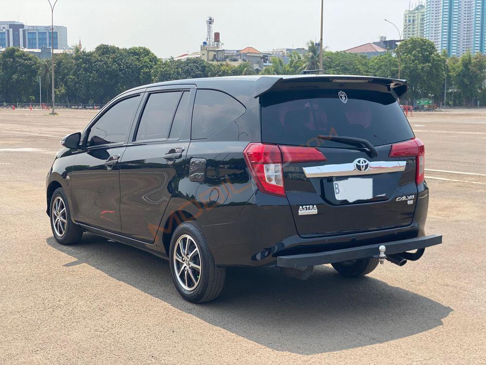Mobil Toyota Calya 2018