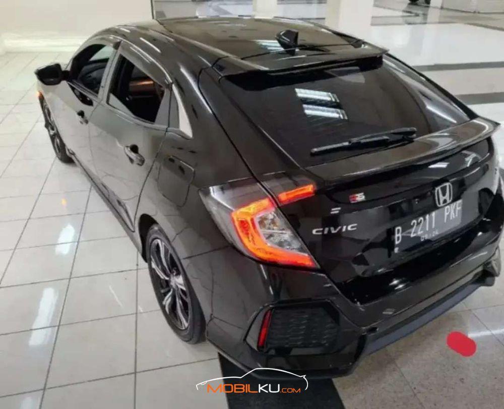 Mobil Honda Civic Sedan 2019
