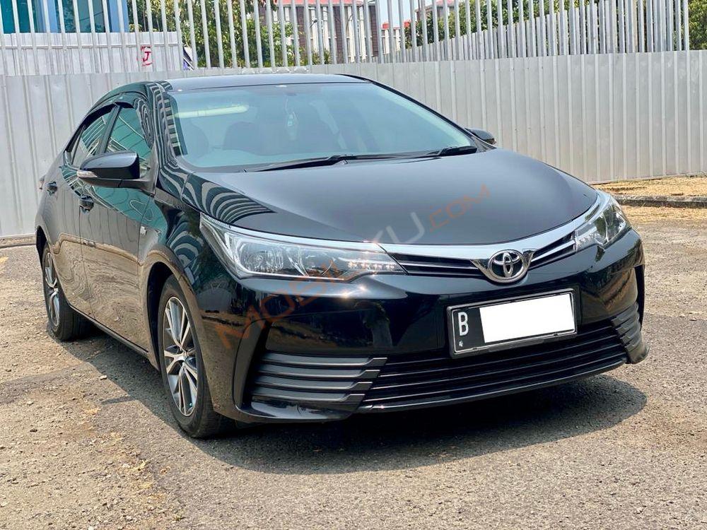Mobil Toyota Corolla 2018