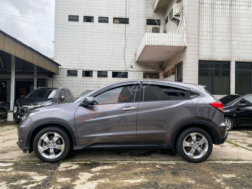 Mobil Honda HR-V 2015