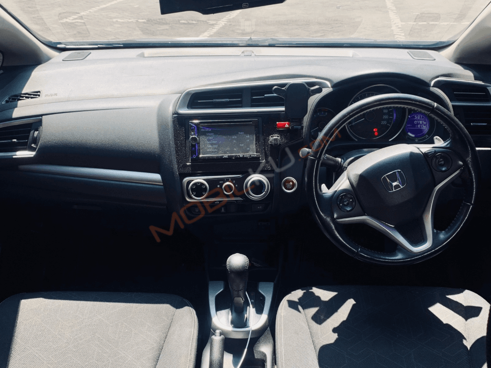 Mobil Honda Jazz 2014