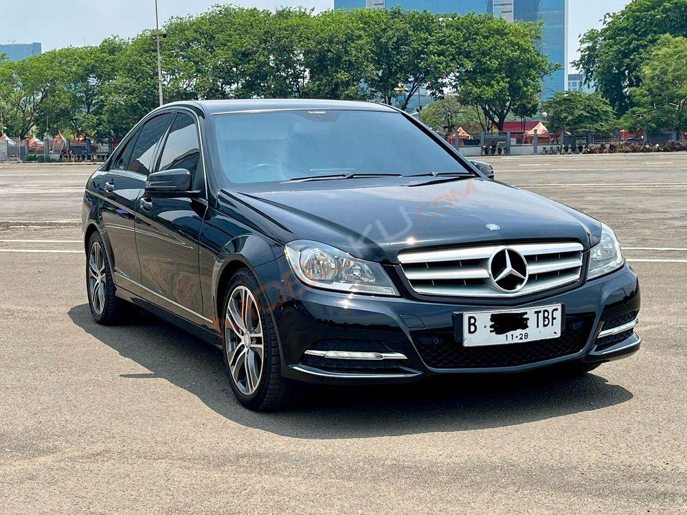 Mobil Mercedes-Benz C-Class 2014