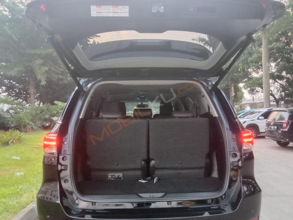 Mobil Toyota Fortuner 2016