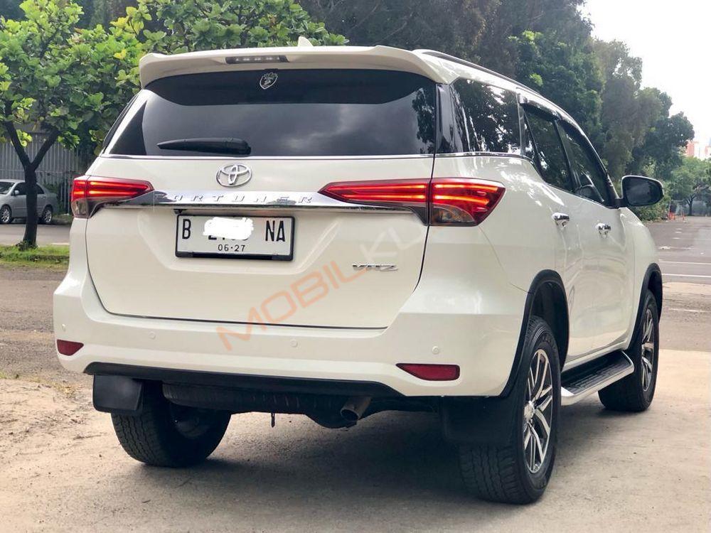 Mobil Toyota Fortuner 2017