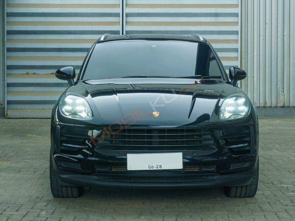 Mobil Porsche Macan 2019