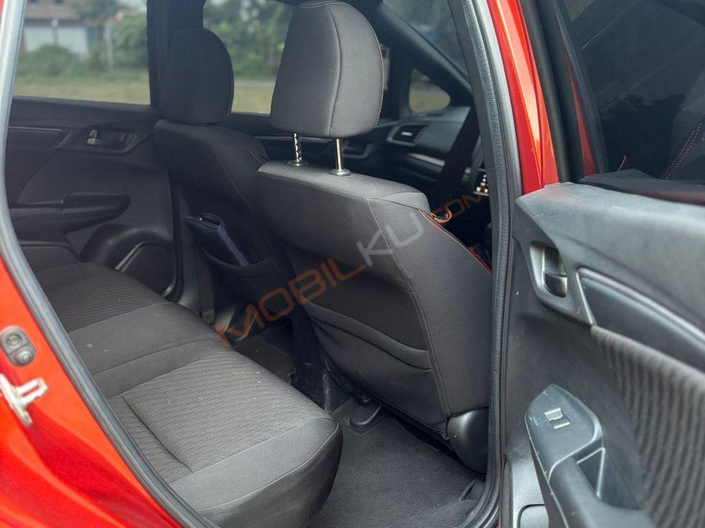 Mobil Honda Jazz 2020