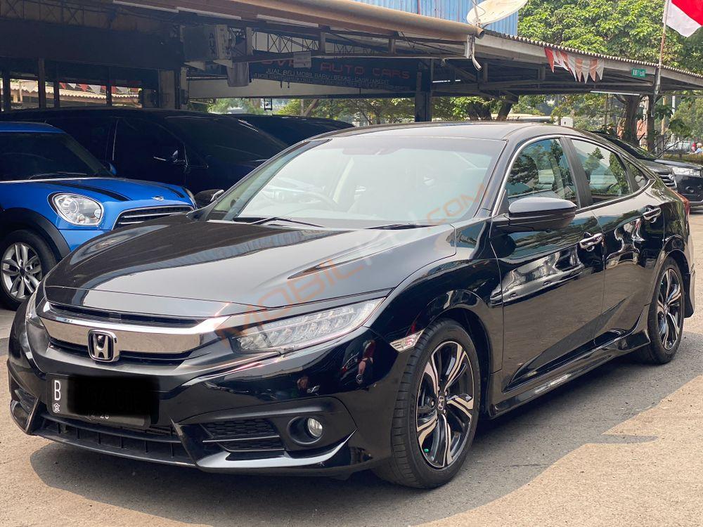 Mobil Honda Civic Sedan 2017