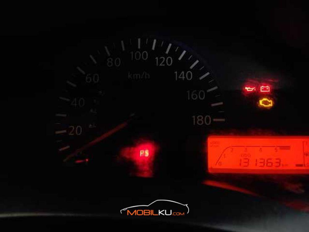 Mobil Datsun GO+ 2016