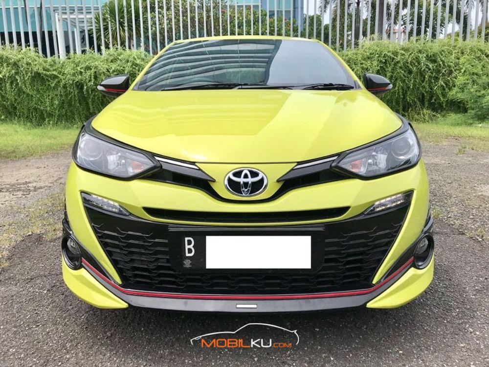 Mobil Toyota Yaris 2019