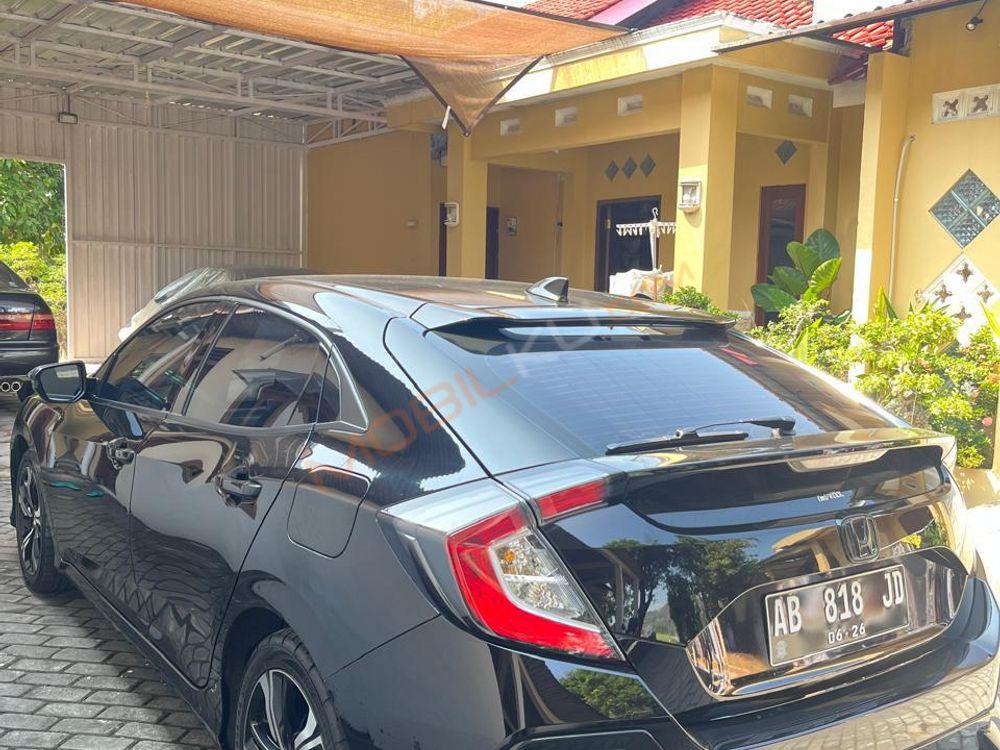 Mobil Honda Civic Hatchback 2019