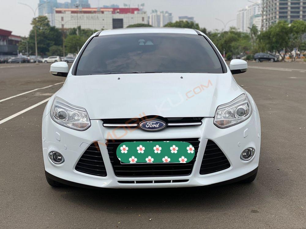 Mobil Ford Focus 2013