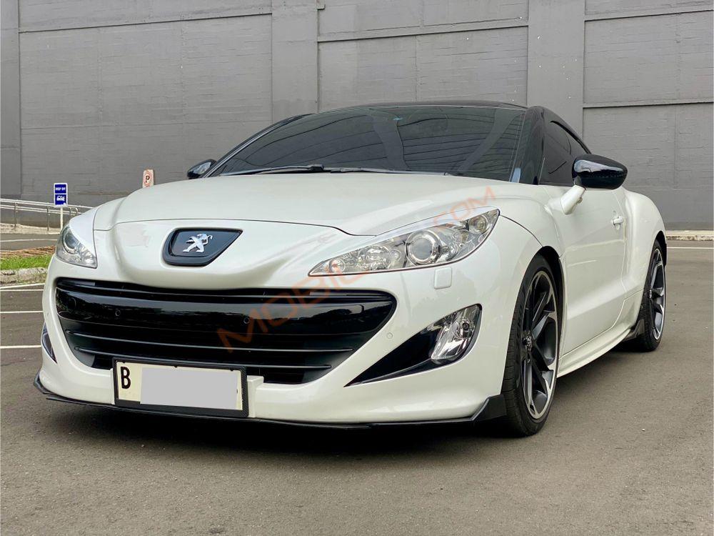 Mobil Peugeot RCZ 2012