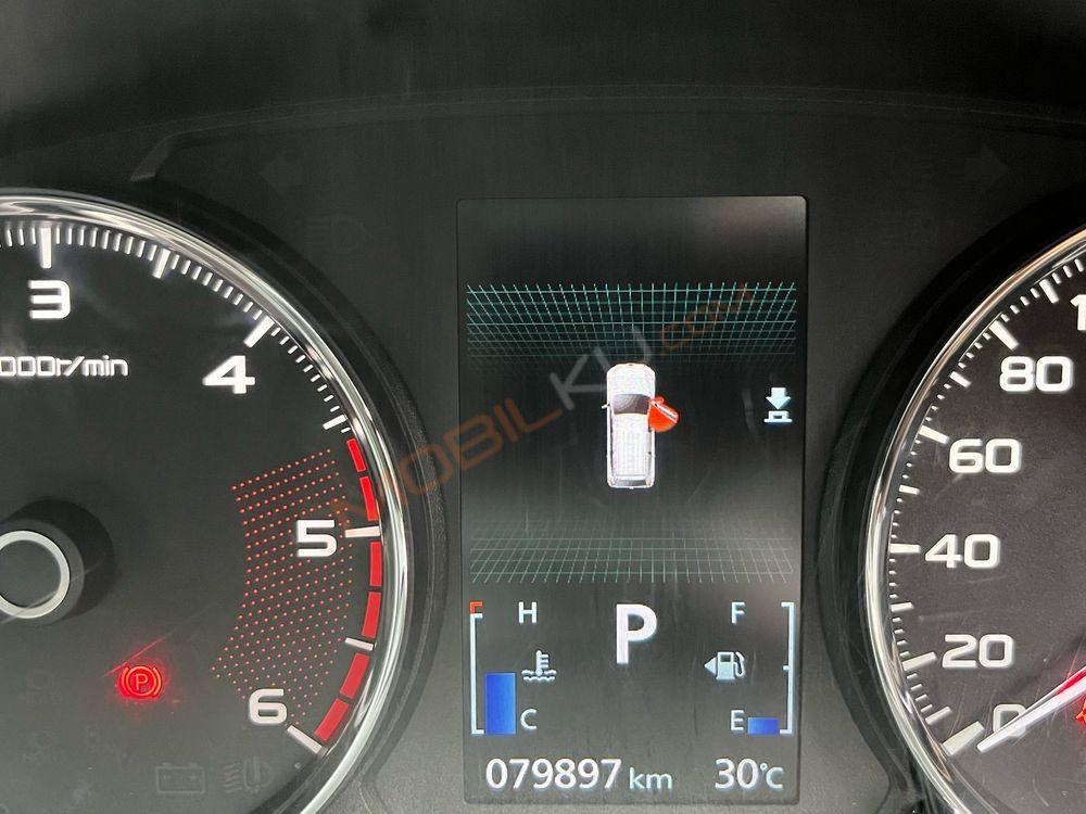 Mobil Mitsubishi Pajero Sport 2021