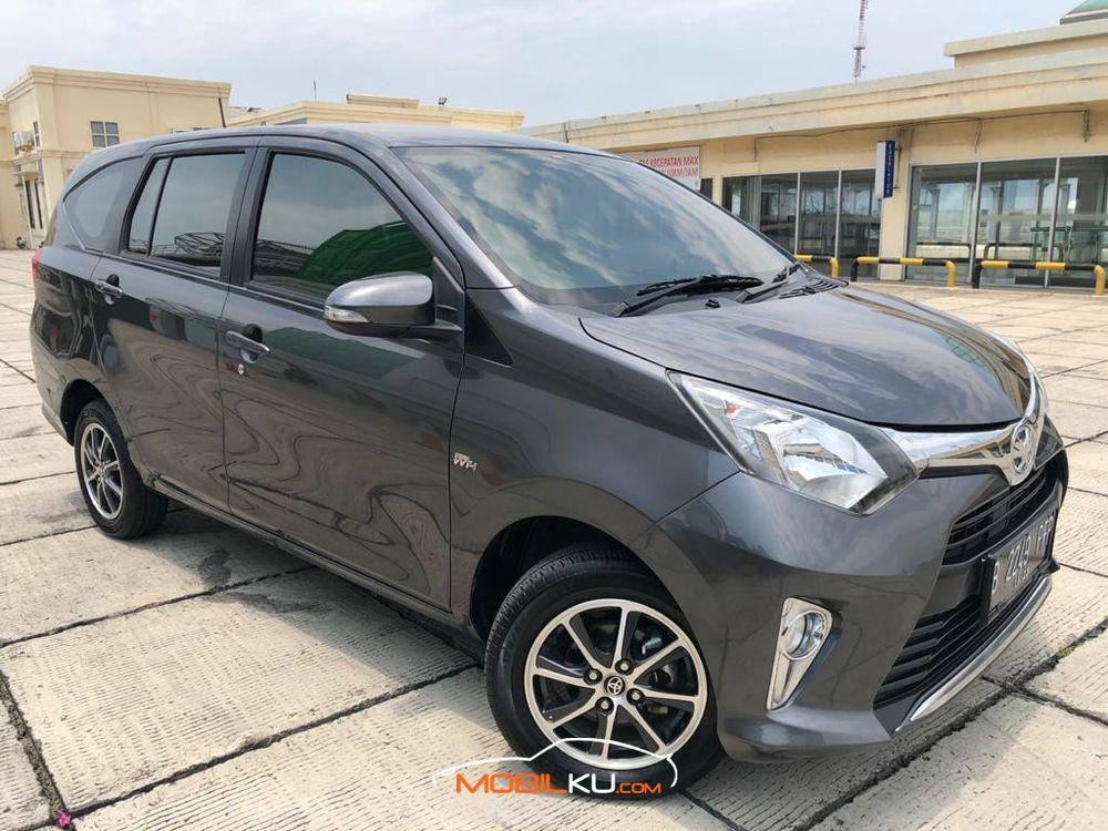 Mobil Toyota Calya 2018
