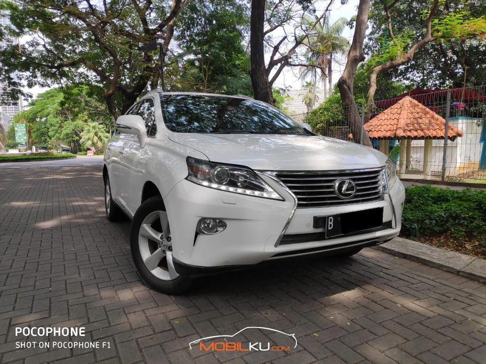 Mobil Lexus RX 2014