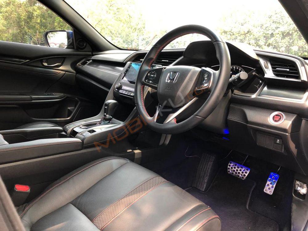 Mobil Honda Civic Hatchback 2021