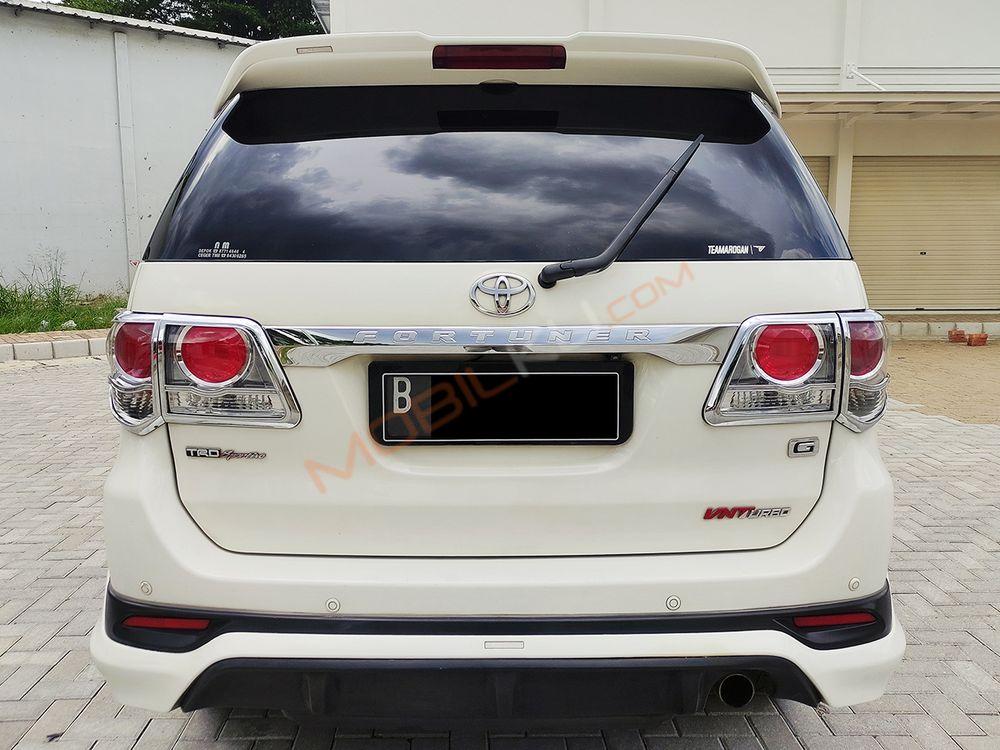 Mobil Toyota Fortuner 2014
