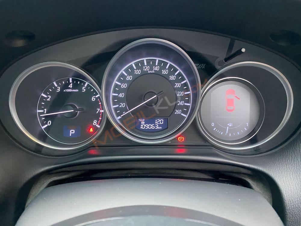 Mobil Mazda CX-5 2016