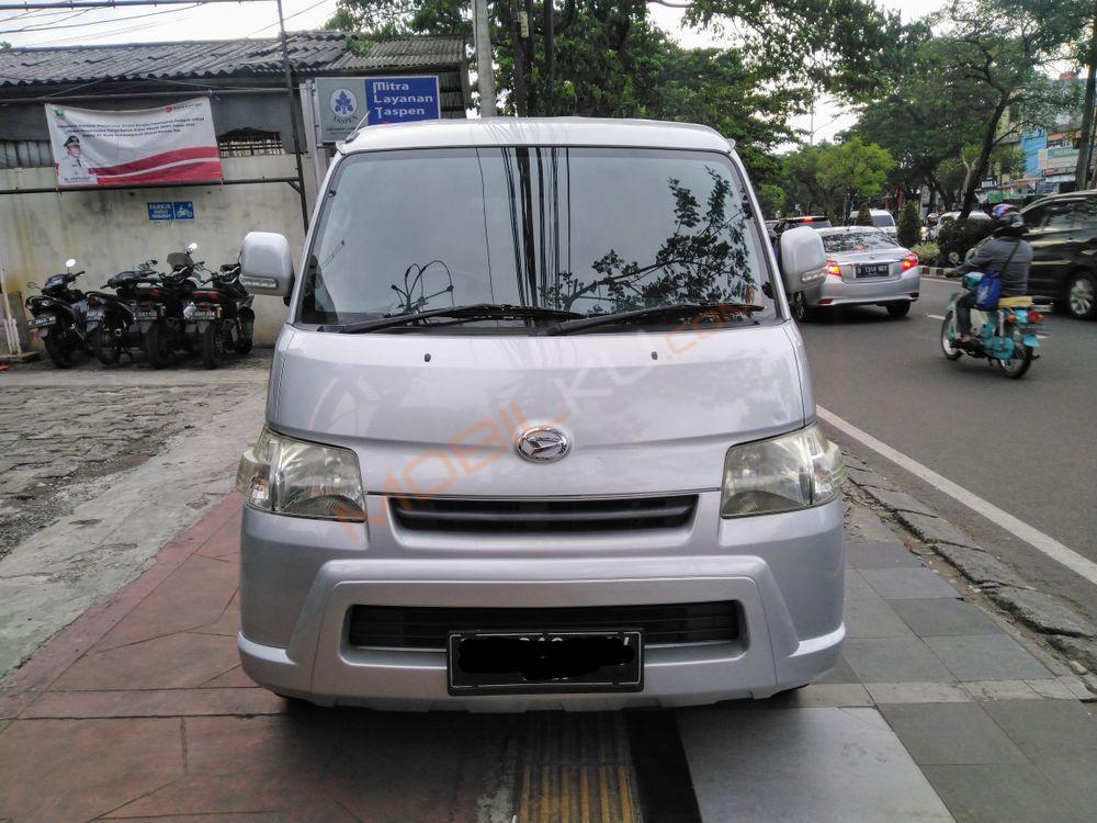 Mobil Daihatsu Gran Max 2013