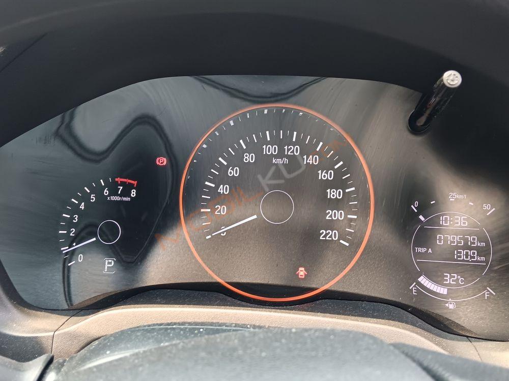 Mobil Honda HR-V 2015