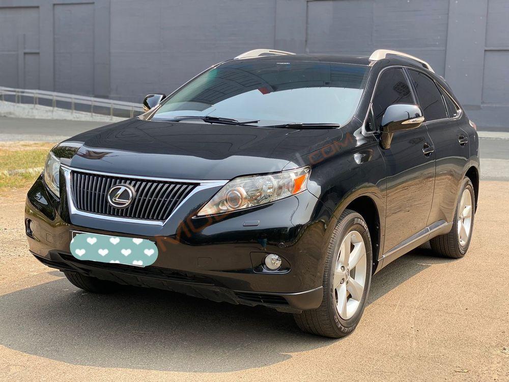 Mobil Lexus RX 2011