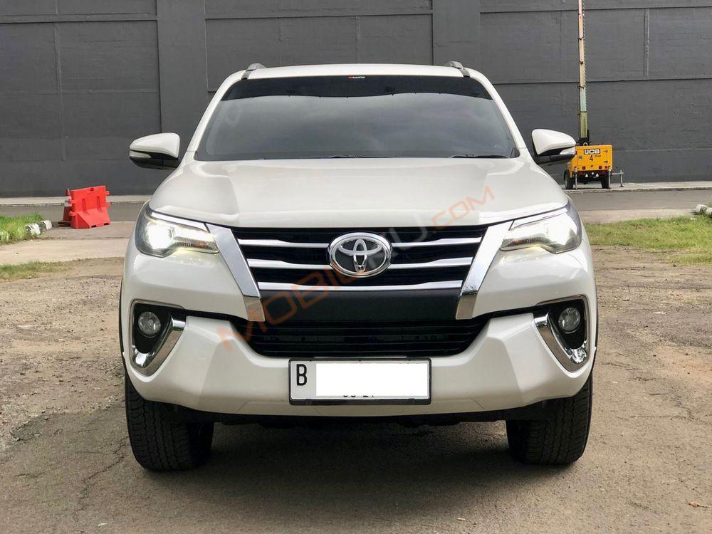 Mobil Toyota Fortuner 2017