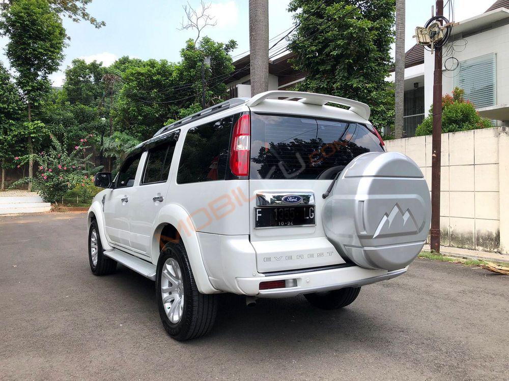 Mobil Ford Everest 2014