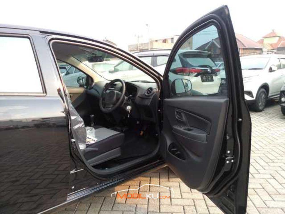 Mobil Daihatsu Ayla 2021