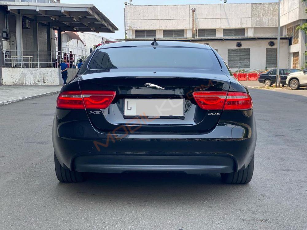 Mobil Jaguar XE 2016