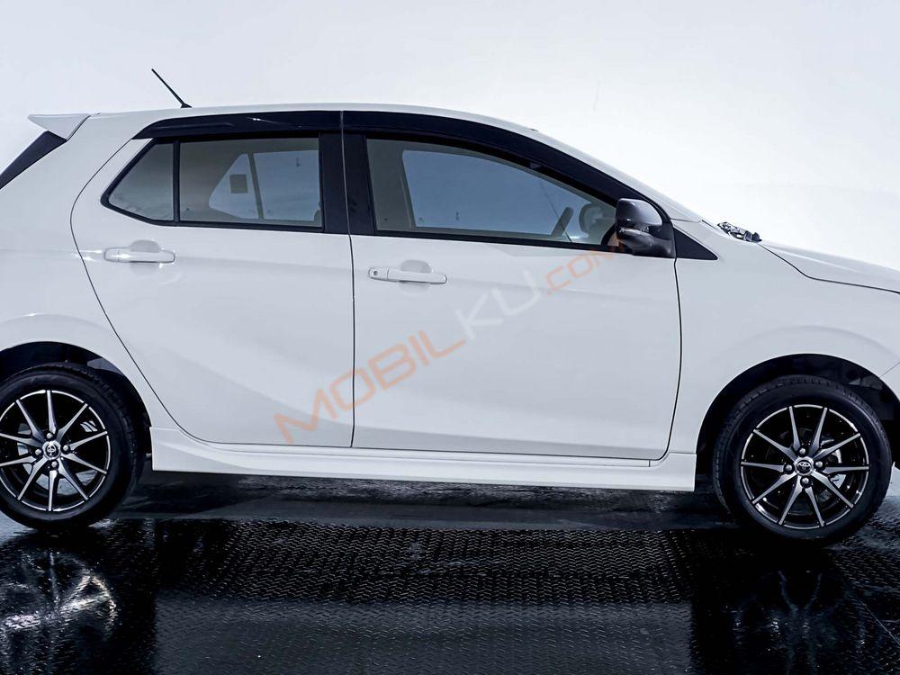 Mobil Toyota Agya 2023