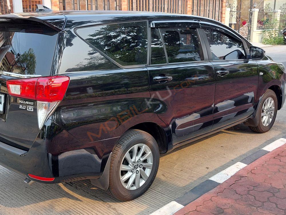 Mobil Toyota Kijang Innova 2018