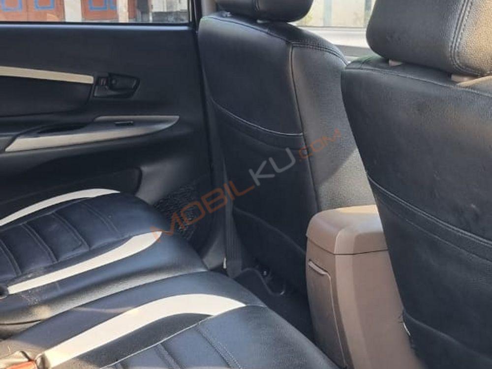 Mobil Toyota Avanza 2016