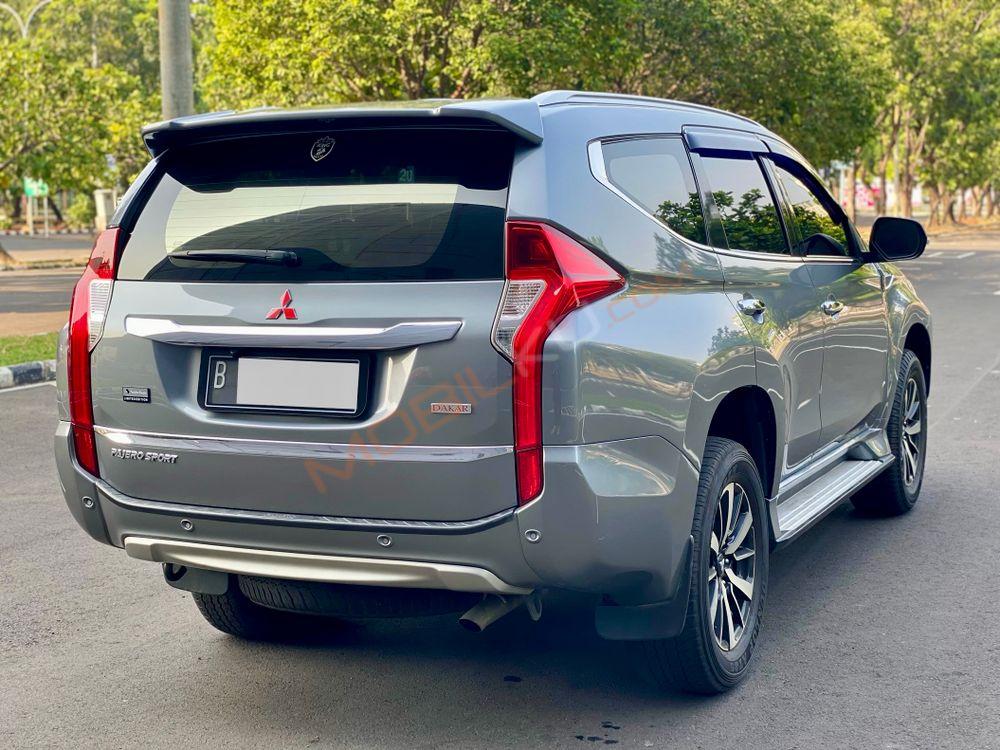 Mobil Mitsubishi Pajero Sport 2016