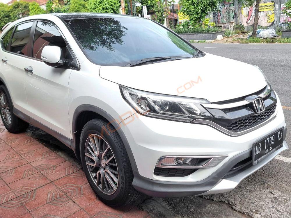 Mobil Honda CR-V 2016