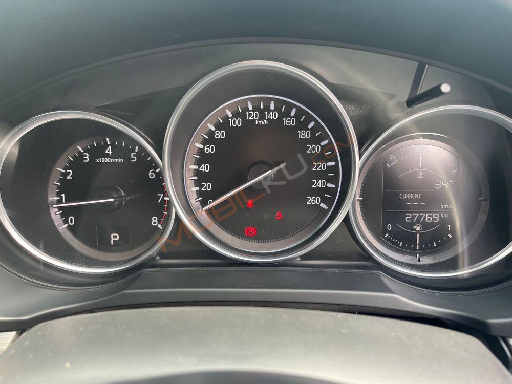 Mobil Mazda CX-5 2020