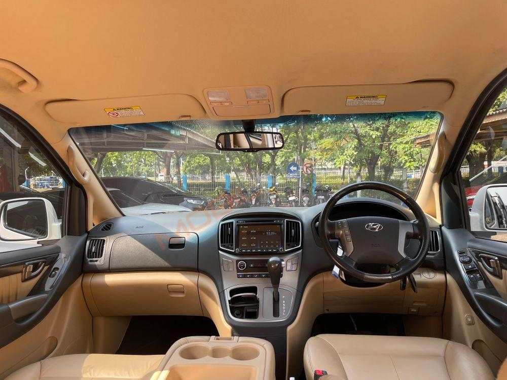 Mobil Hyundai H-1 2018