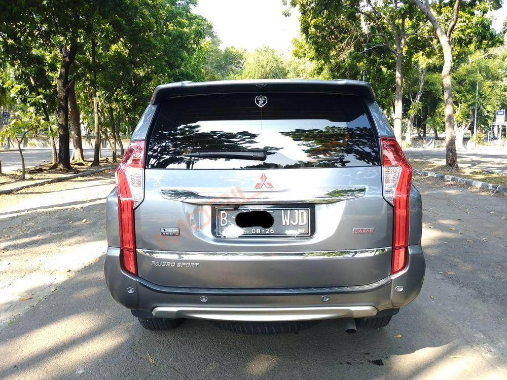 Mobil Mitsubishi Pajero Sport 2016