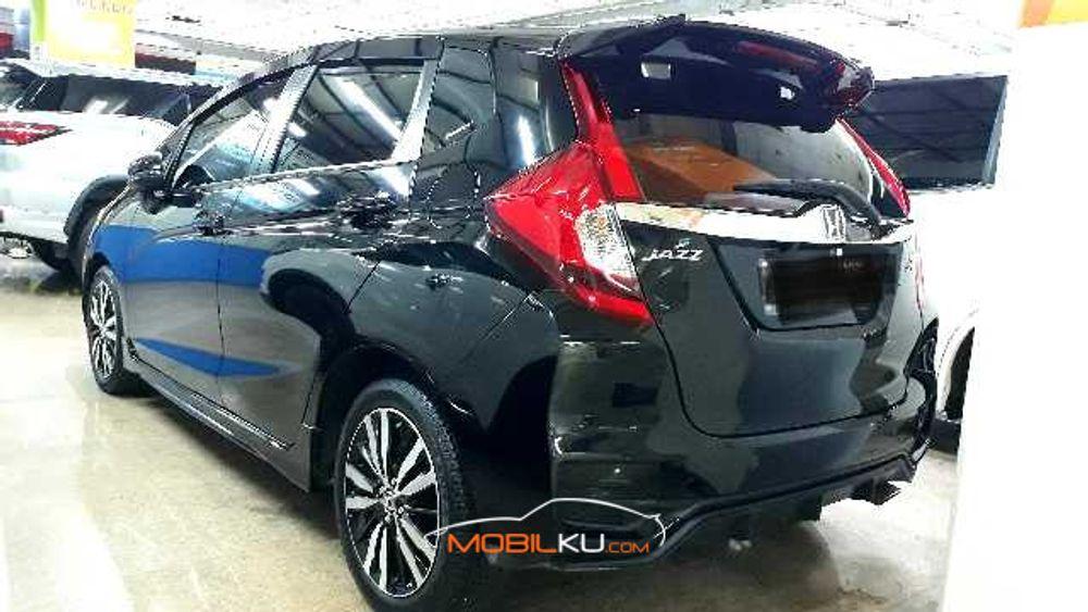 Mobil Honda Jazz 2019