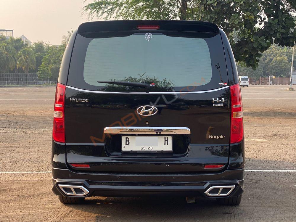 Mobil Hyundai H-1 2018