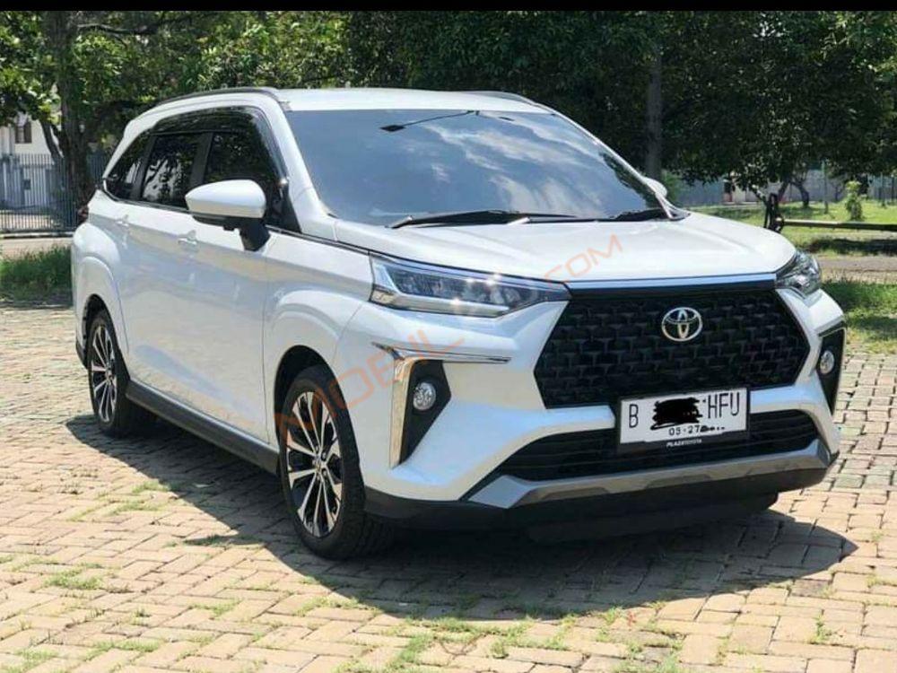 Mobil Toyota Veloz 2022