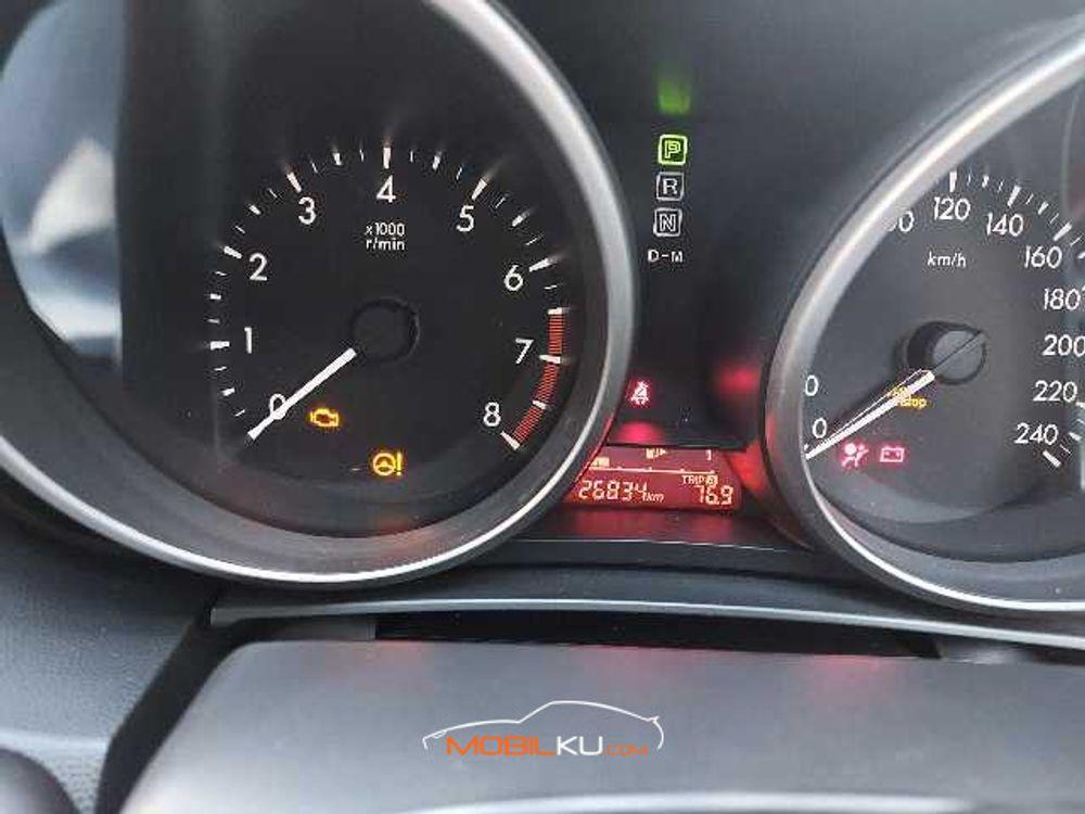 Mobil Mazda 5 2017