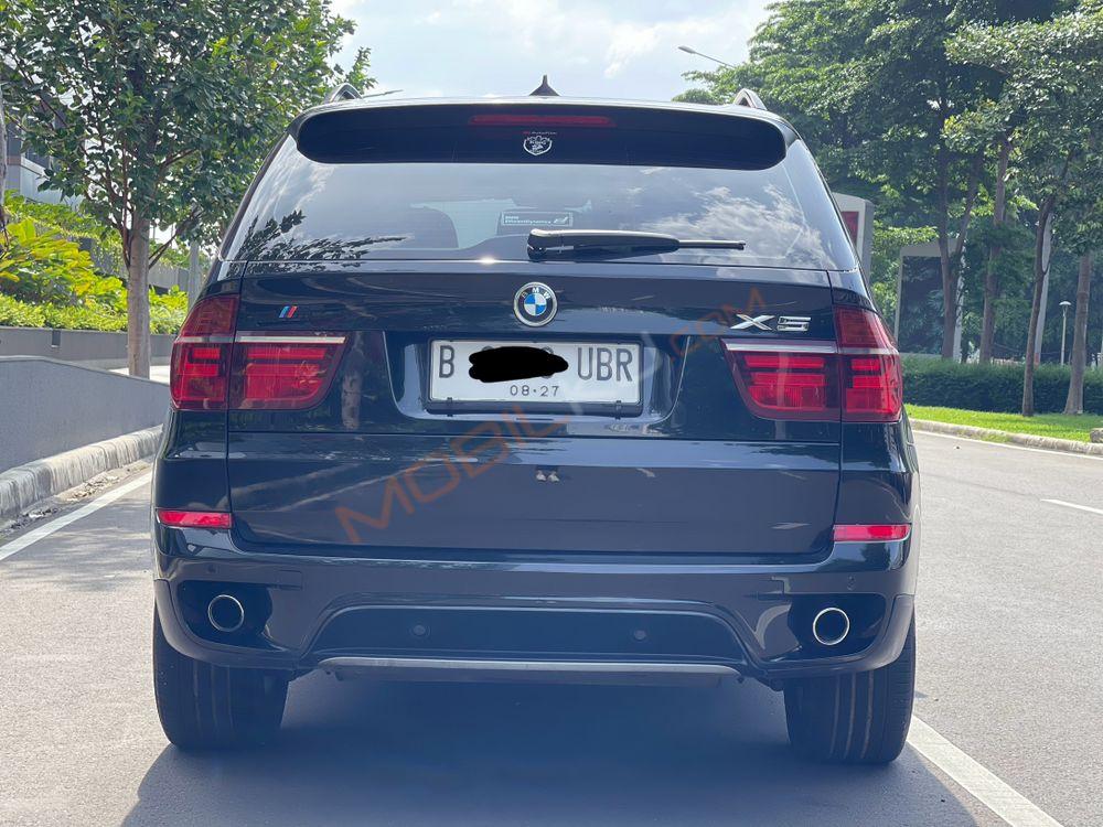Mobil BMW X5 2012