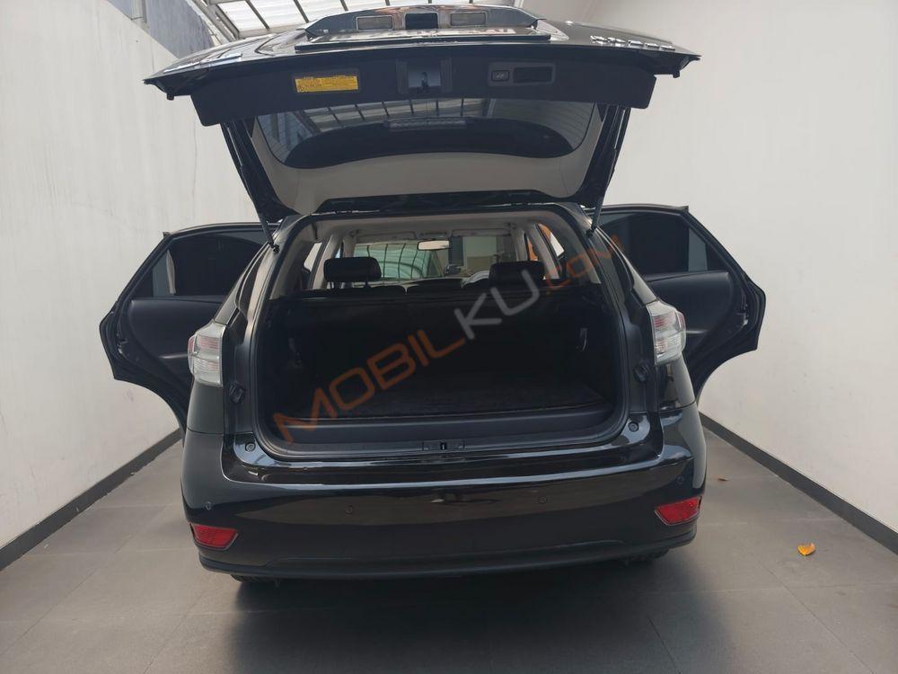 Mobil Lexus RX 2011