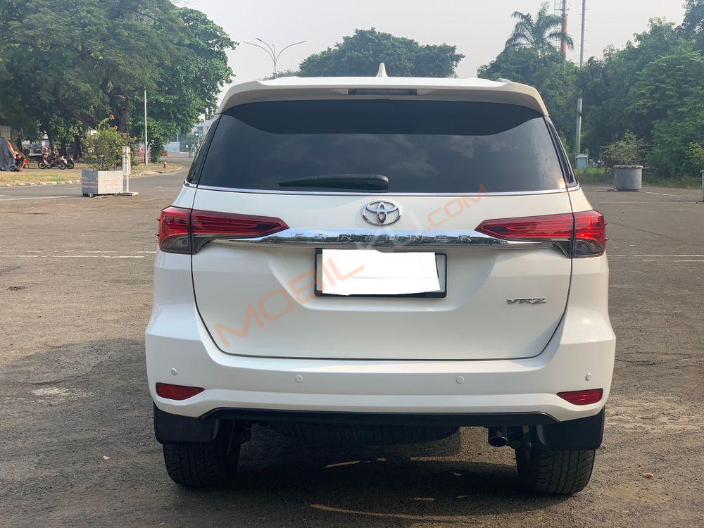 Mobil Toyota Fortuner 2017