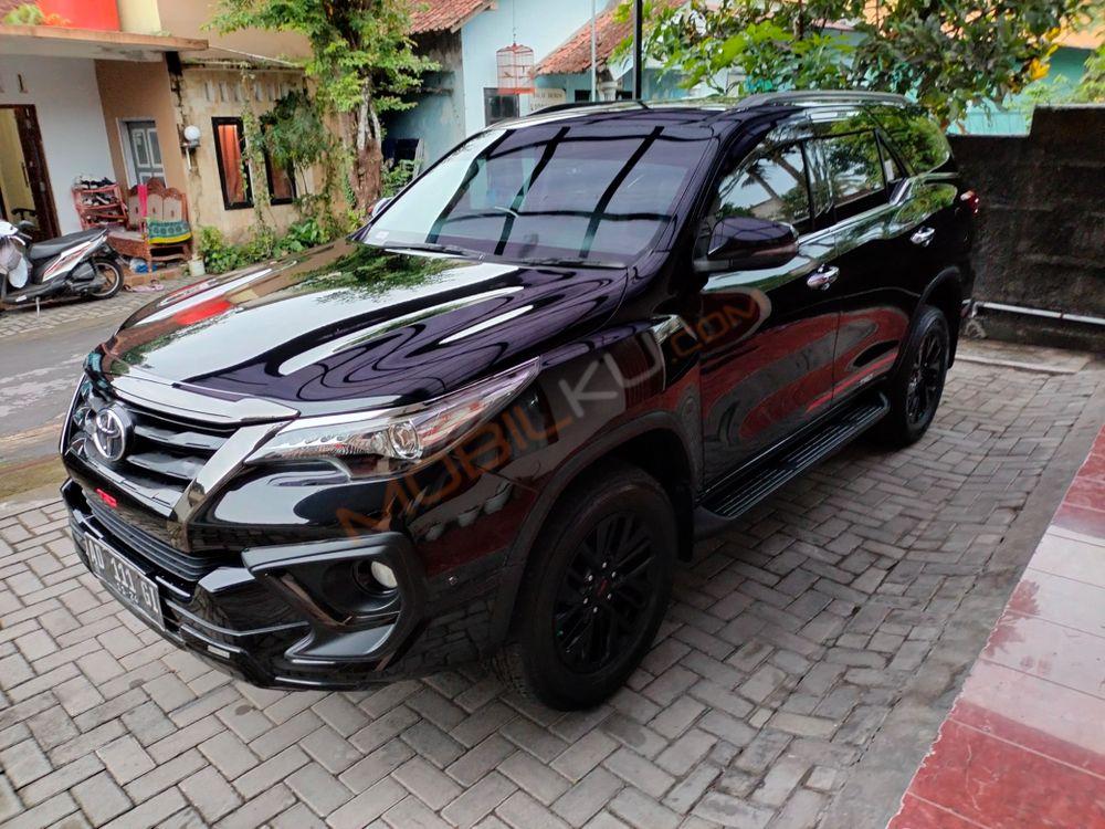 Mobil Toyota Fortuner 2019