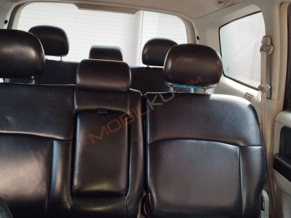 Mobil Hyundai Trajet 2006