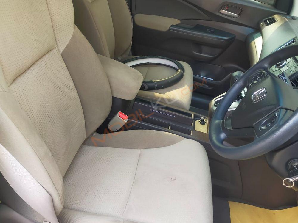 Mobil Honda CR-V 2014