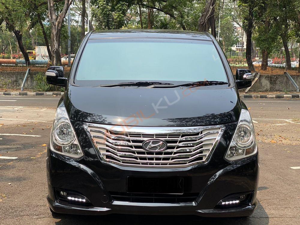 Mobil Hyundai H-1 2017