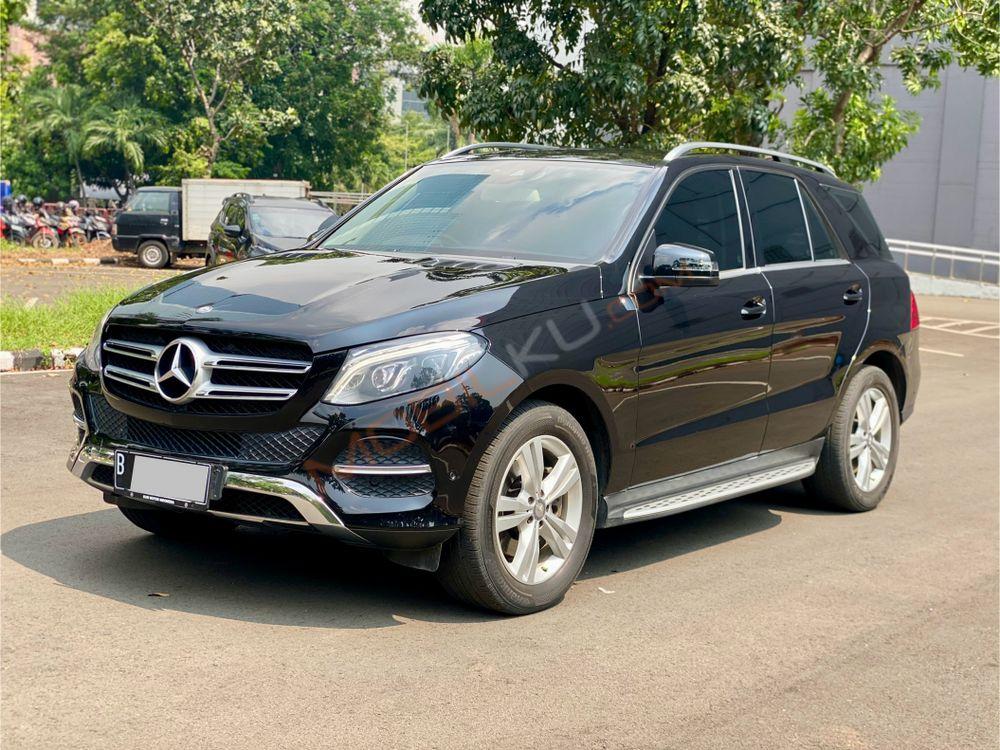 Mobil Mercedes-Benz GLE 2016