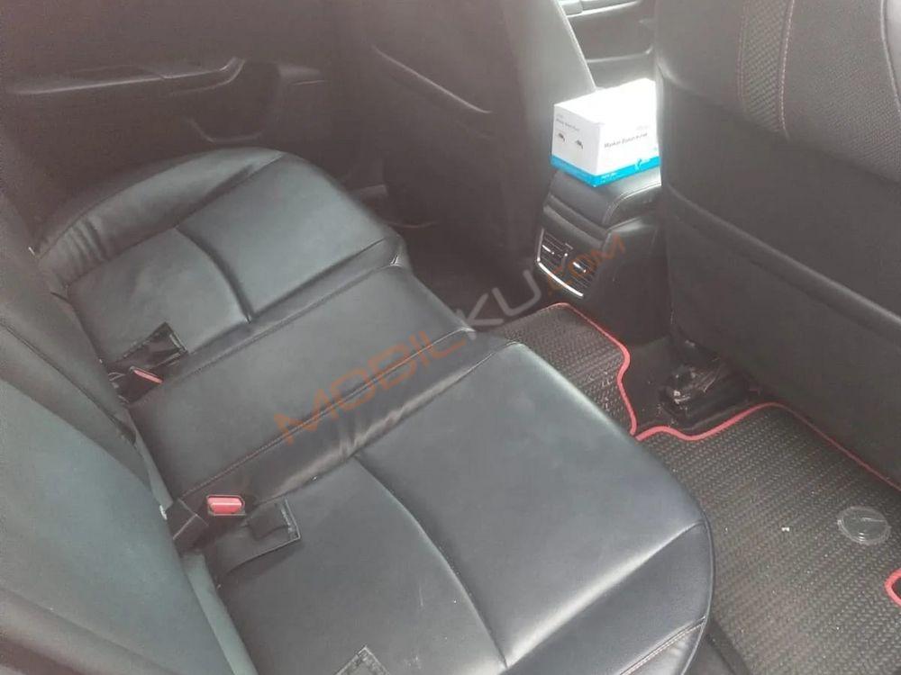 Mobil Honda Civic Hatchback 2021